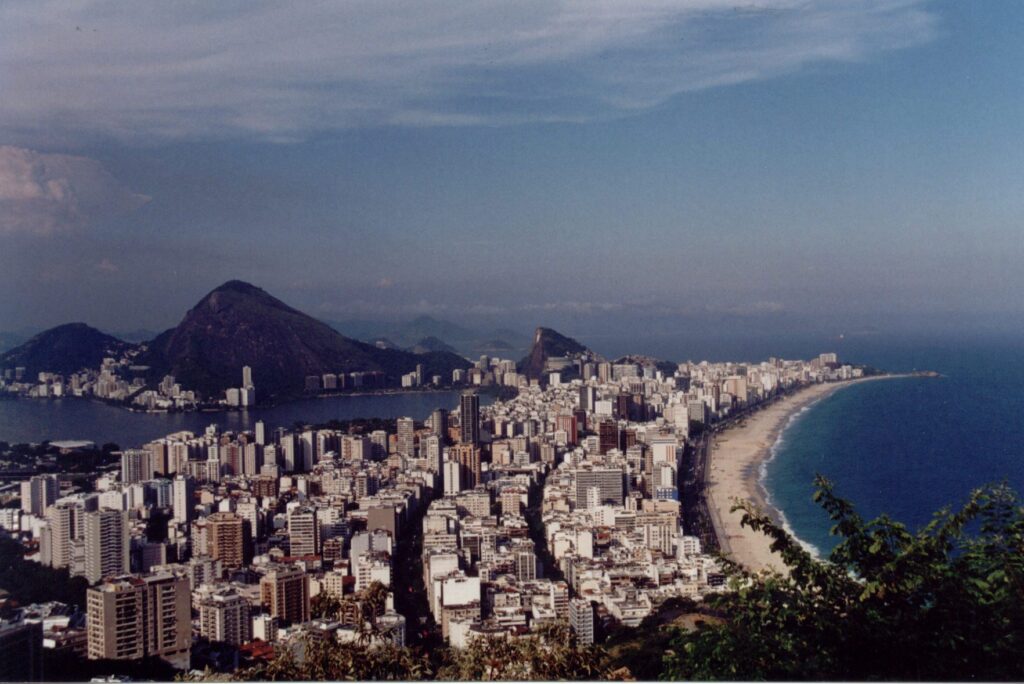 Vista do Leblon pelo Morro dois irmãos