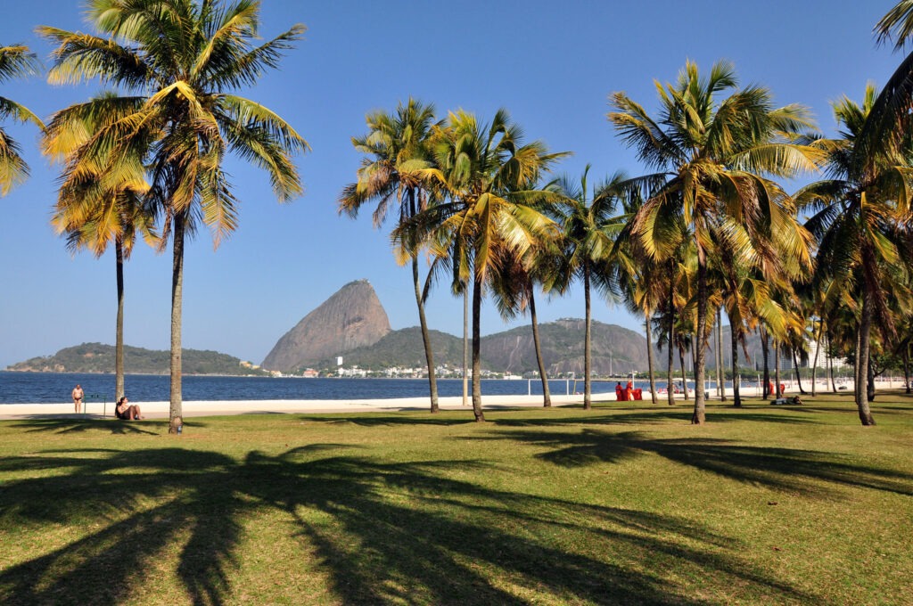 Aterro do Flamengo em dia ensolarado
